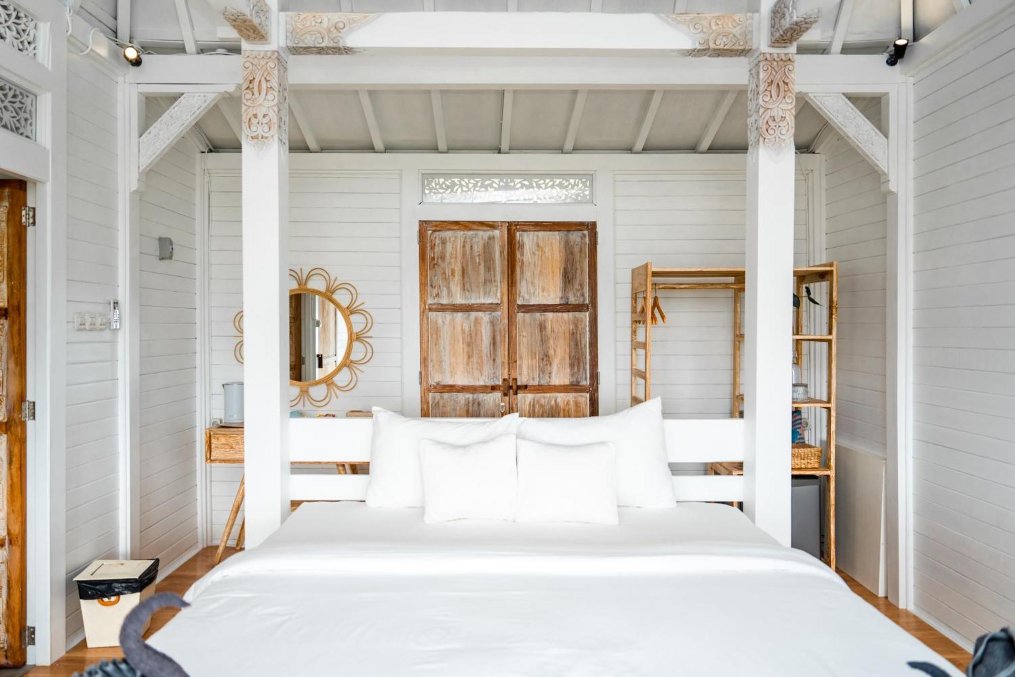 Mambo Hill Resort Ped Экстерьер фото